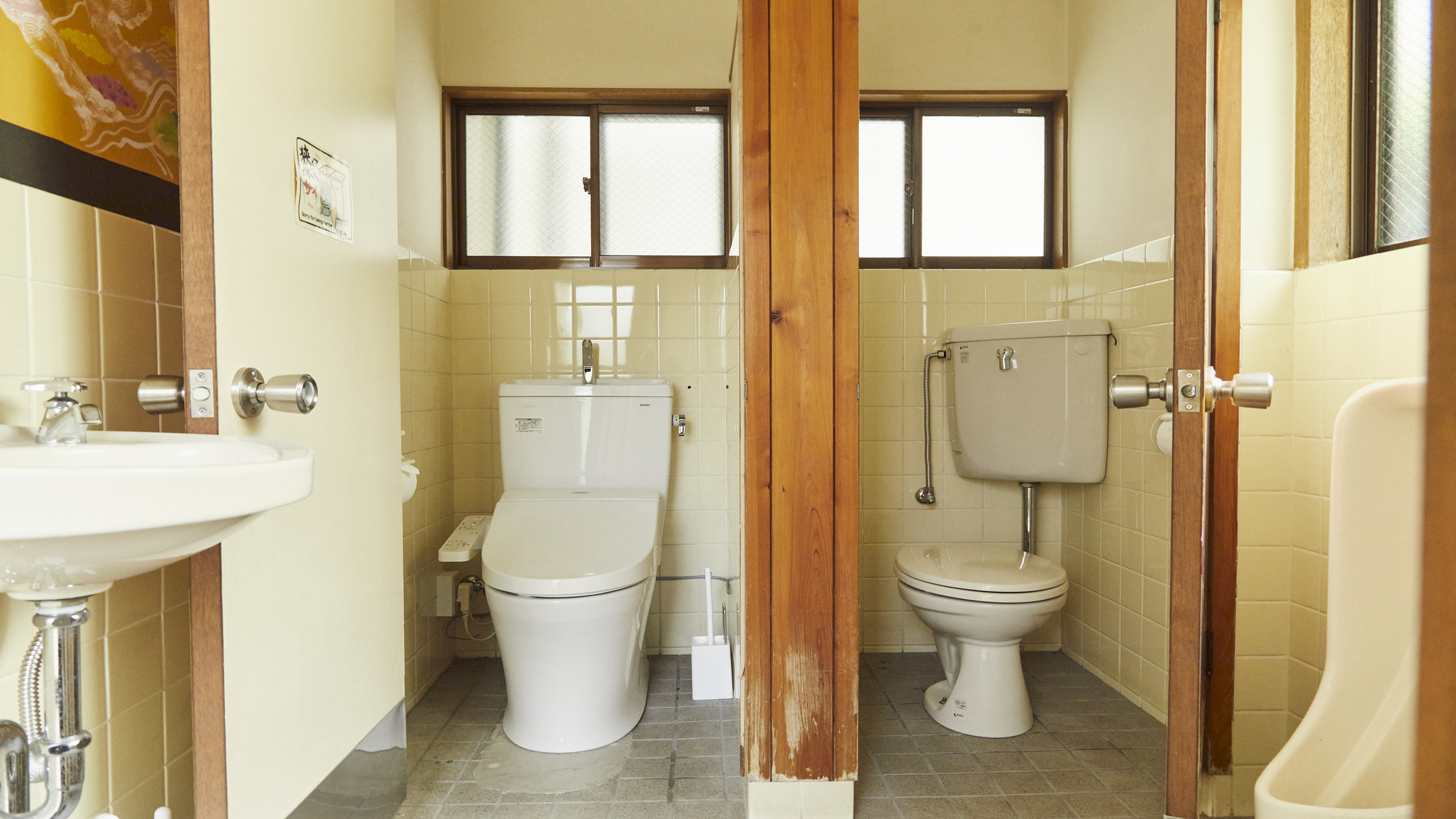 洗浄機能付きトイレもございます