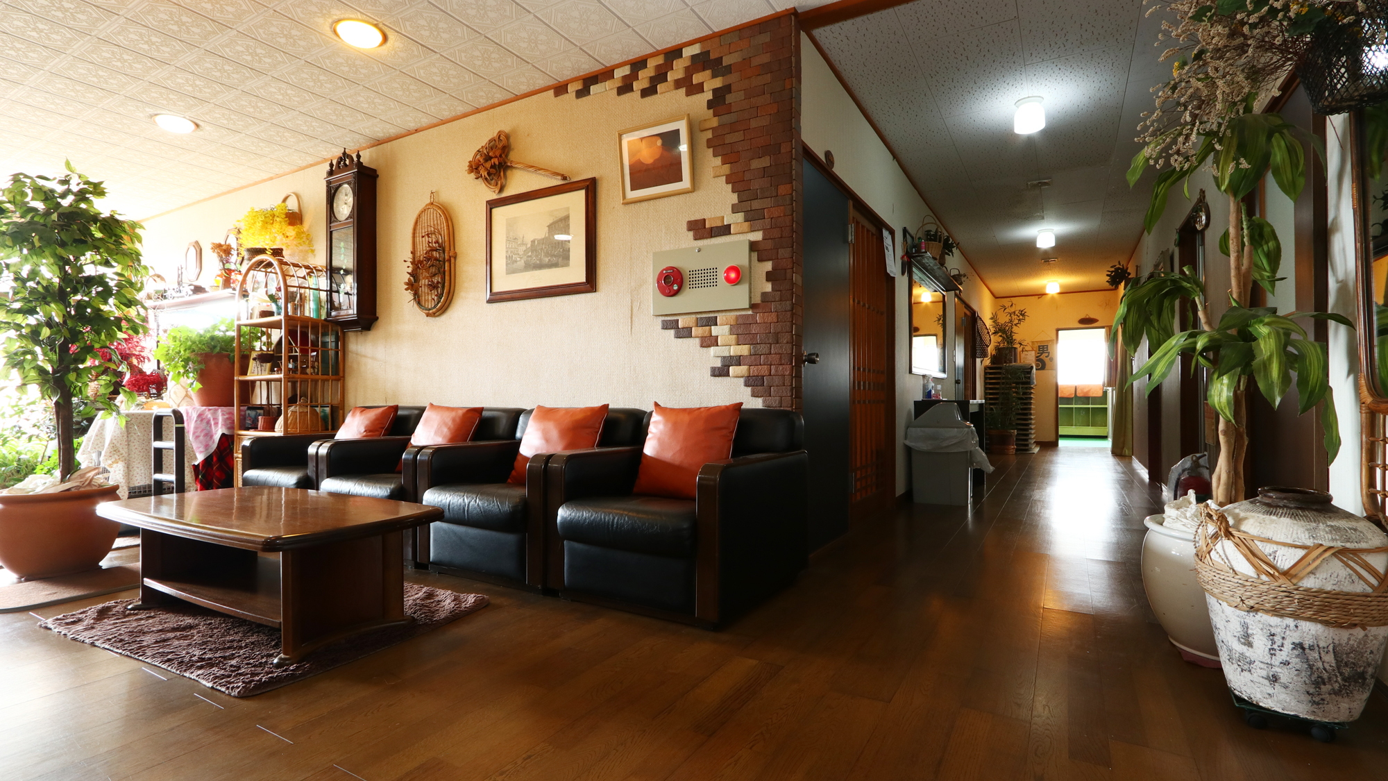 1Fロビー◆くつろぎのスペースです*