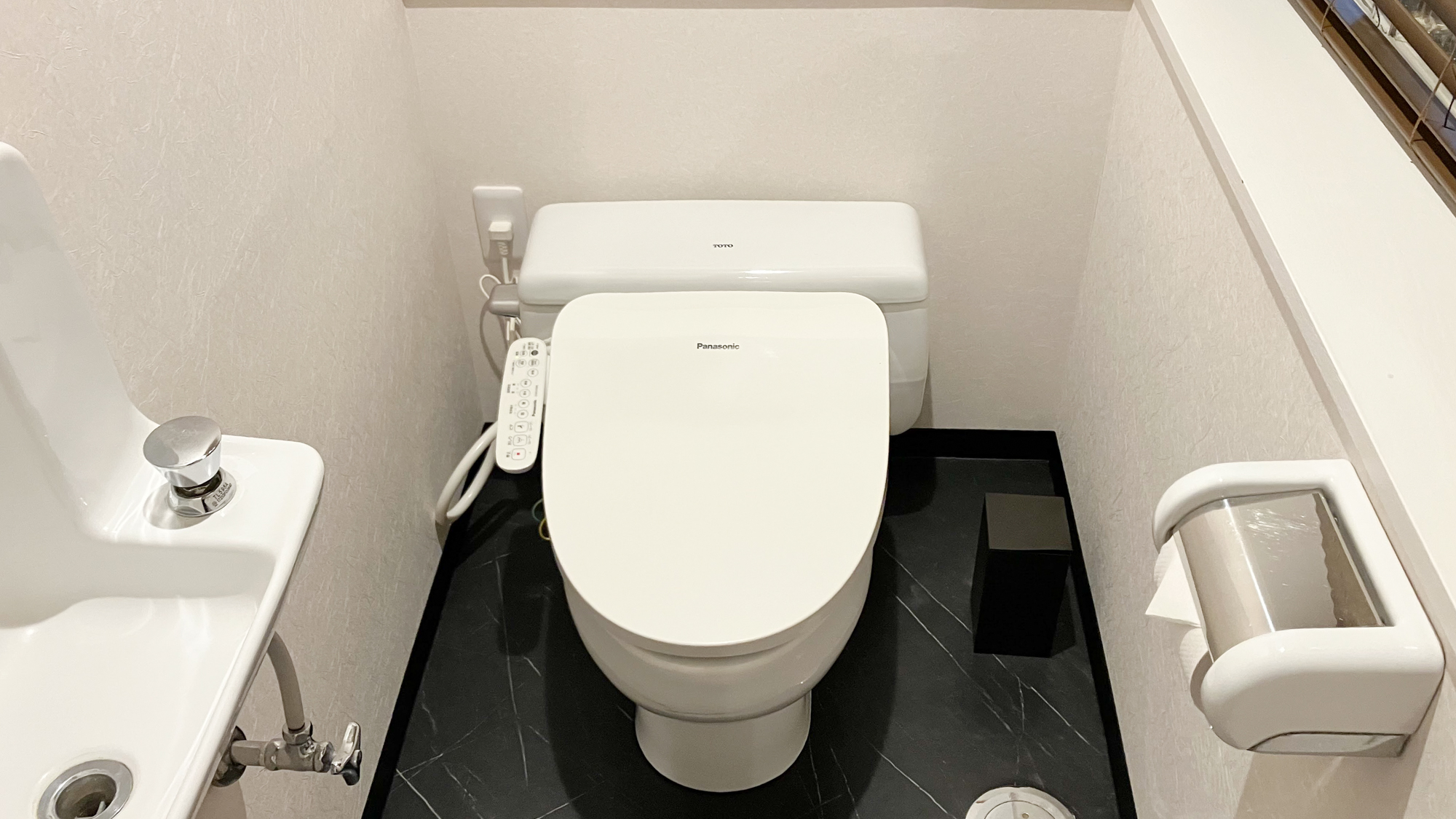 ツインルーム　トイレ