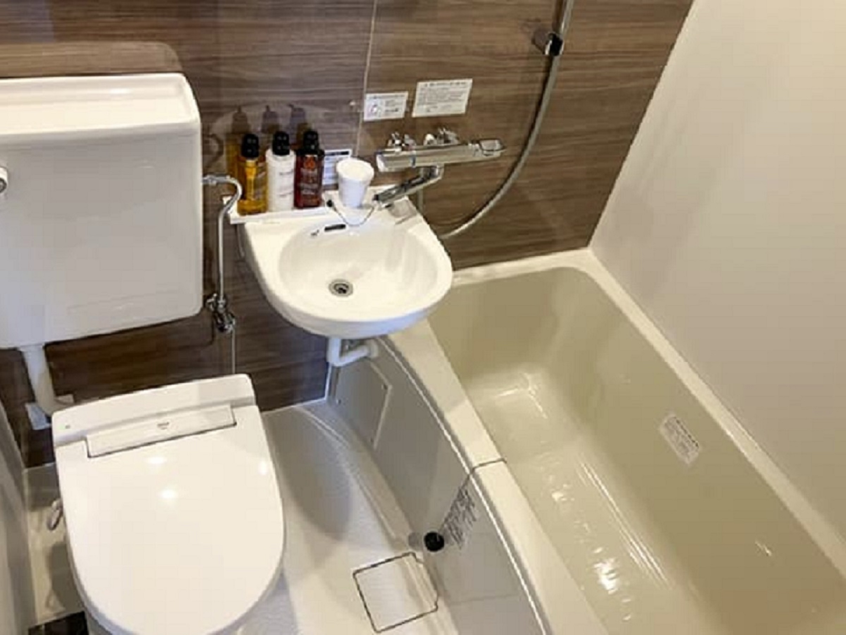 【コンテナルーム】バス+洗浄機能付きトイレ