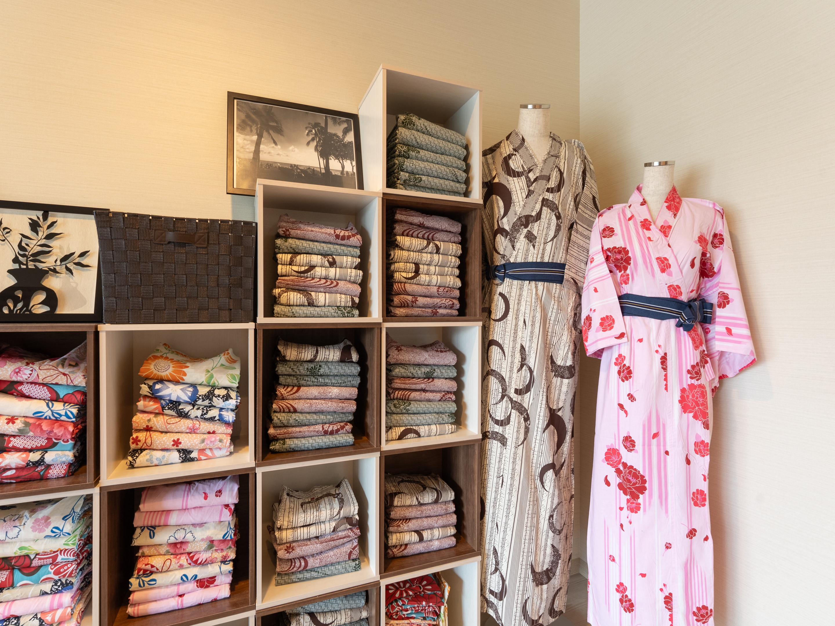 【浴衣】お子様から大人まで自由に選べる様々な浴衣をご用意しております