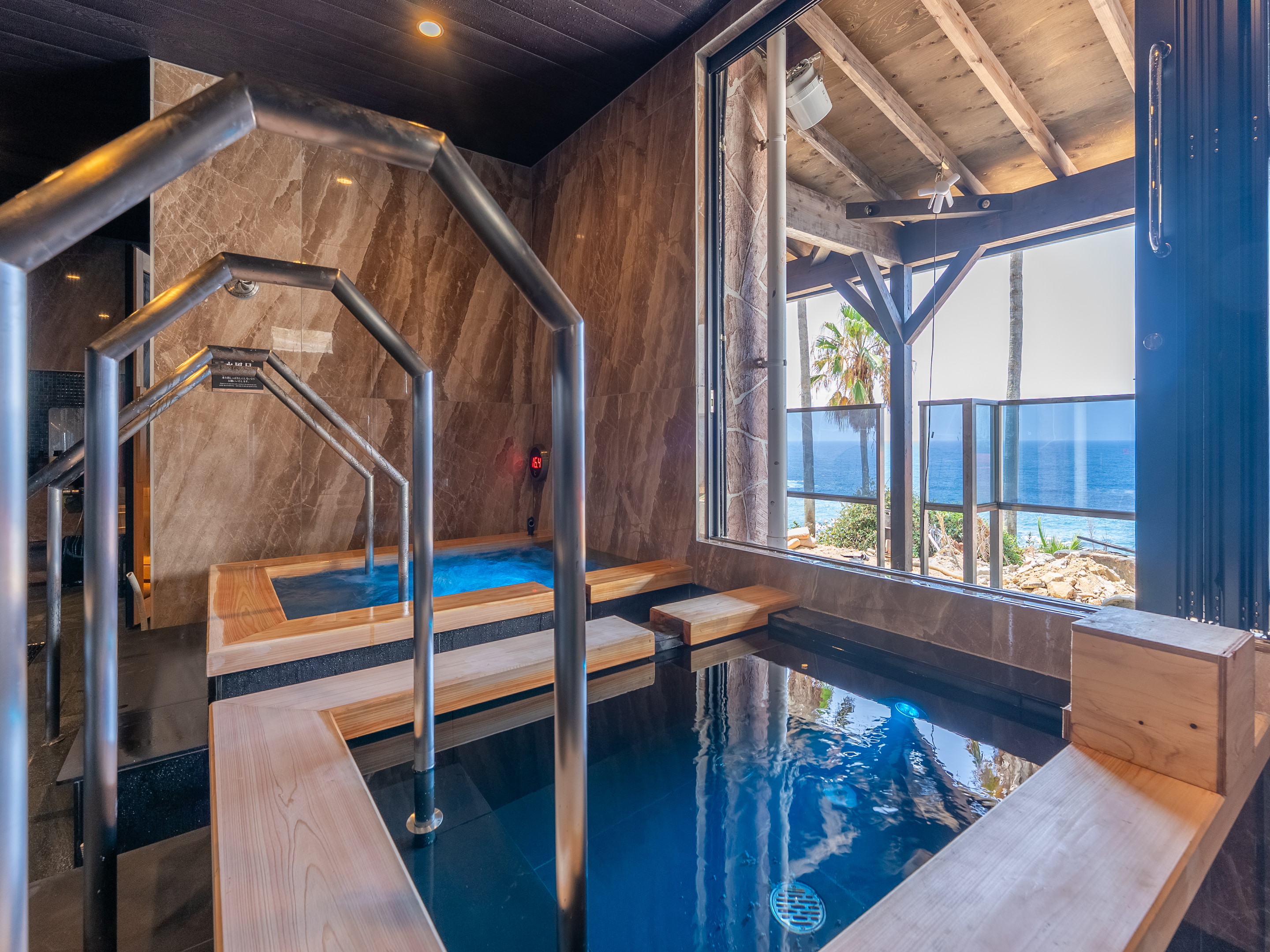 高濃度炭酸泉＆チラー付キンキン水風呂