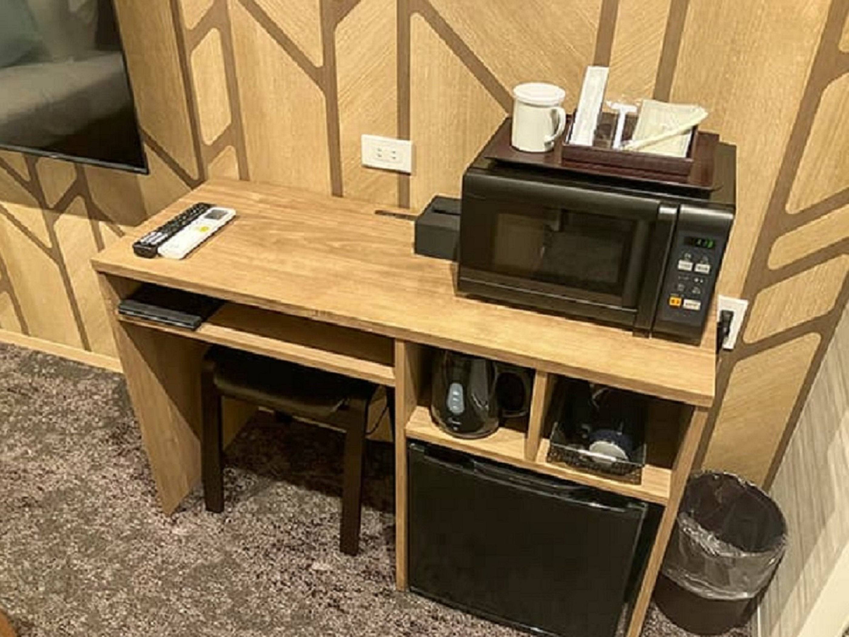 【コンテナルーム】電子レンジ・冷凍冷蔵庫完備