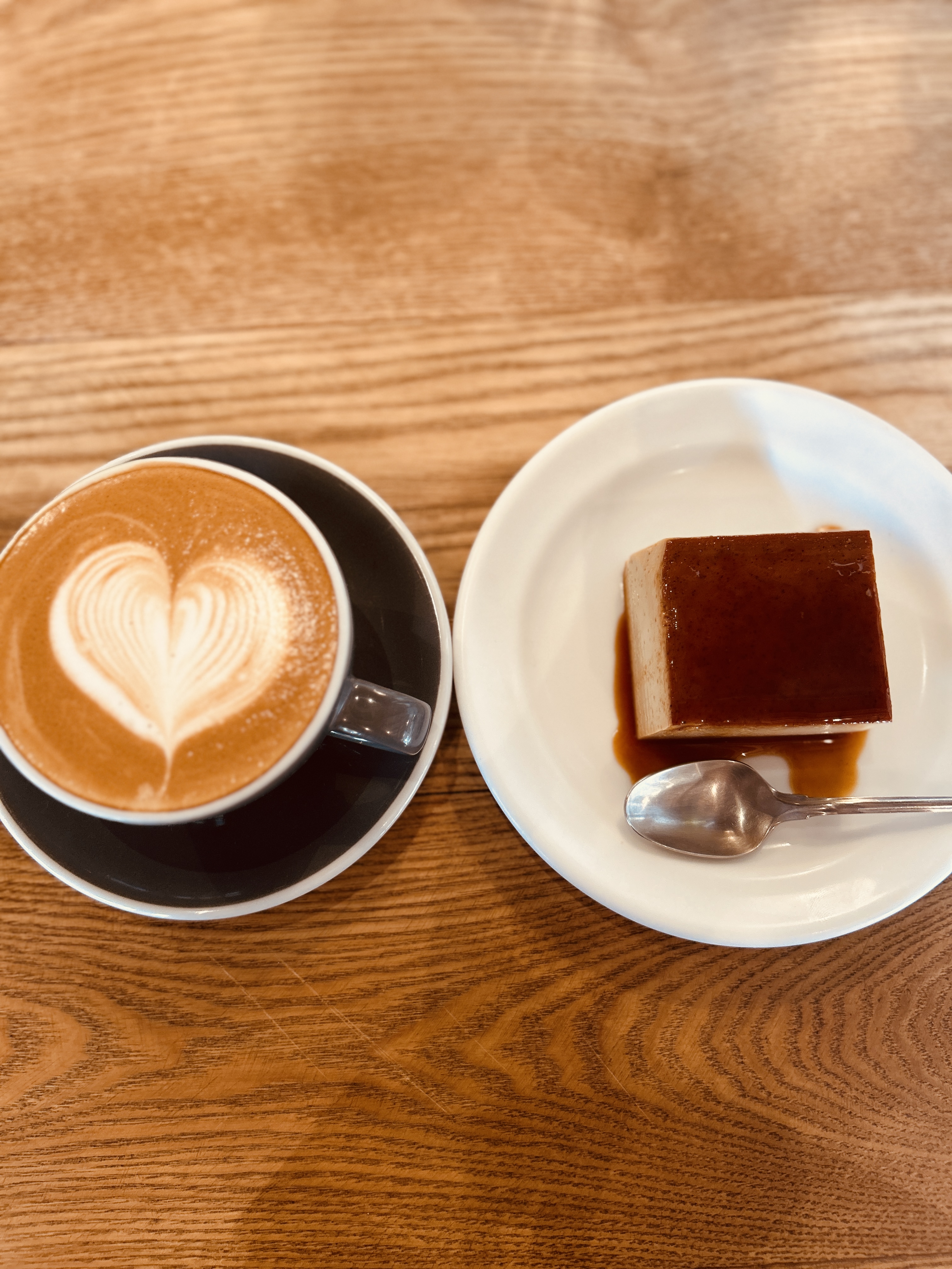 カフェラテと紅茶プリン