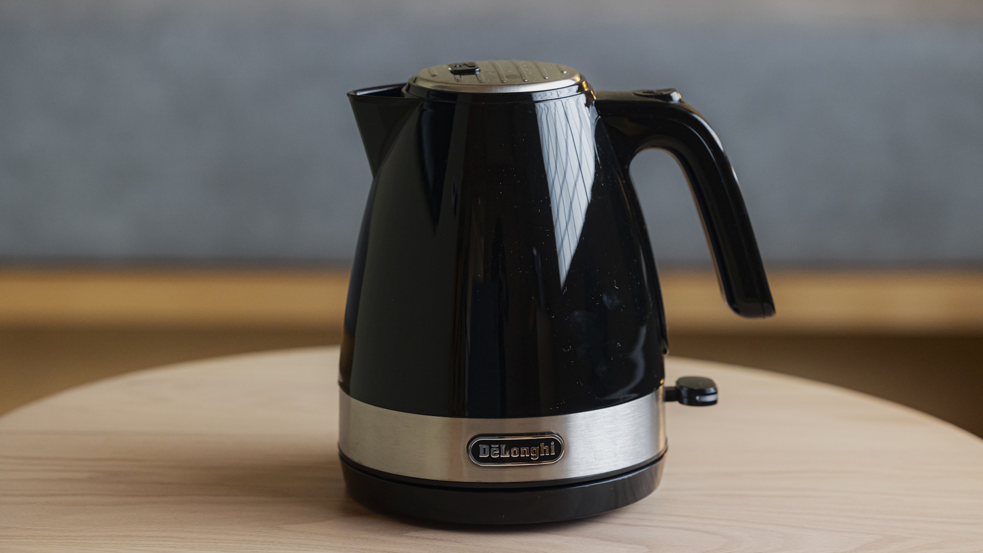 電気ケトル-De'Longhi