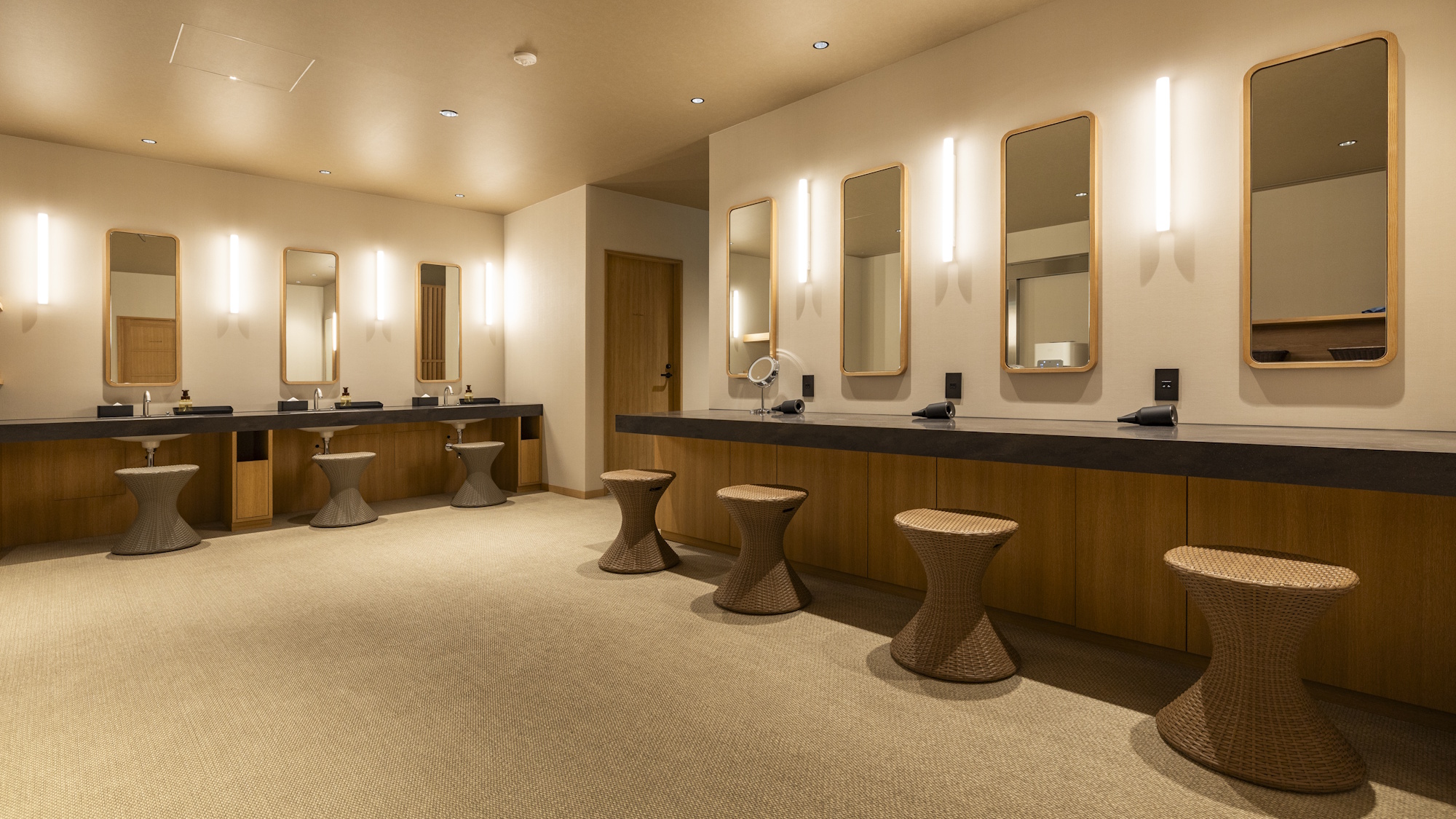 大浴場（脱衣室）