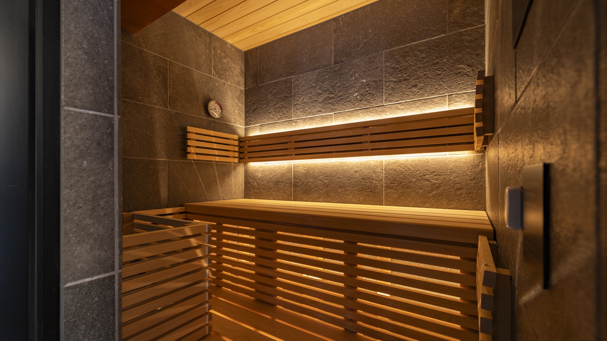 シグネチャースパスイート withサウナ（サウナ）