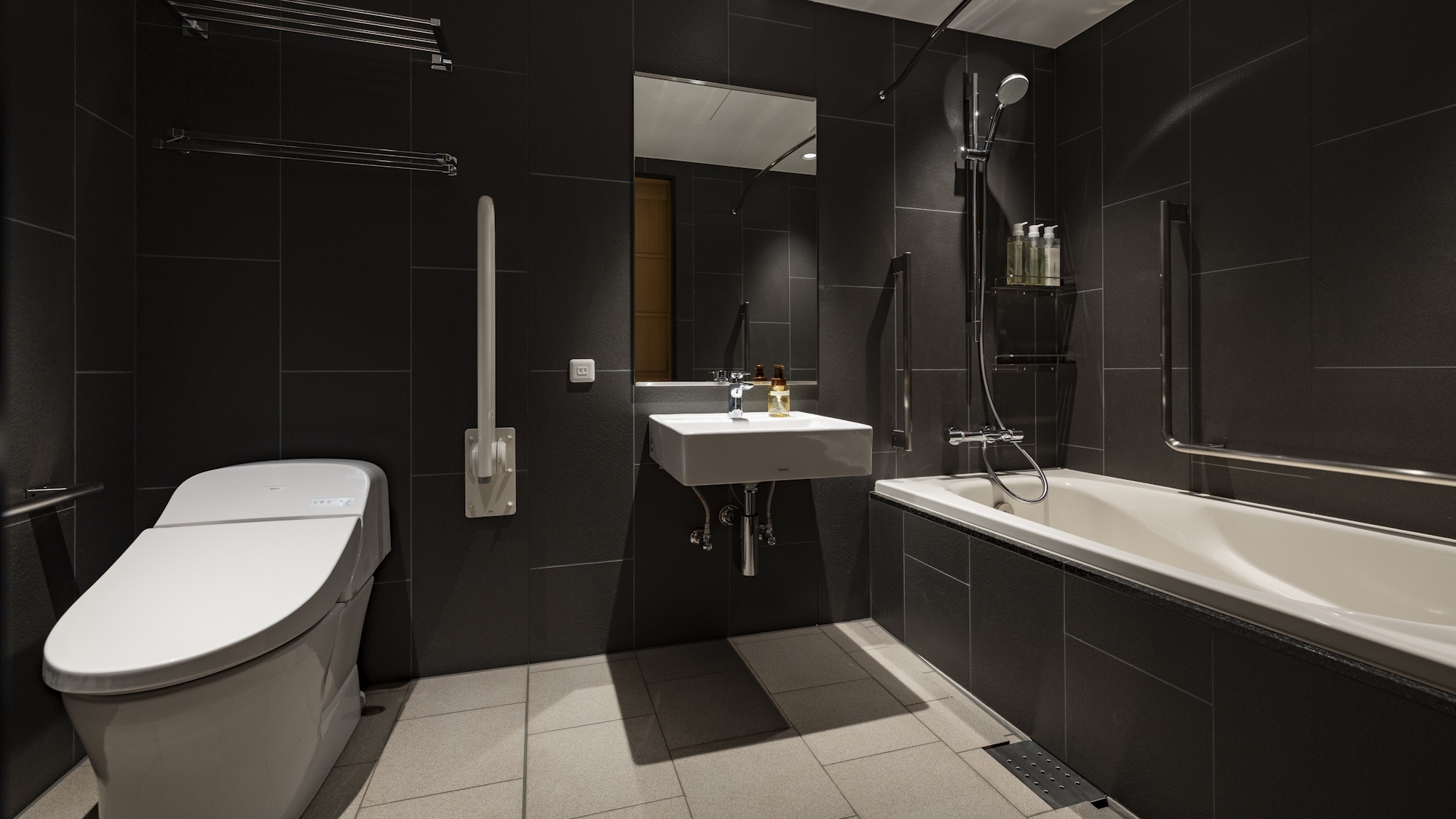 スタンダードツイン ユニバーサルデザイン（バスルーム）