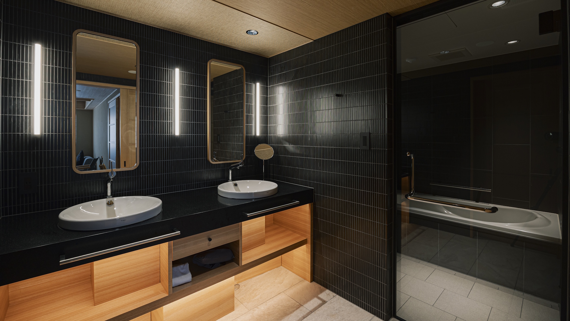 スーペリアツイン withソファベッド