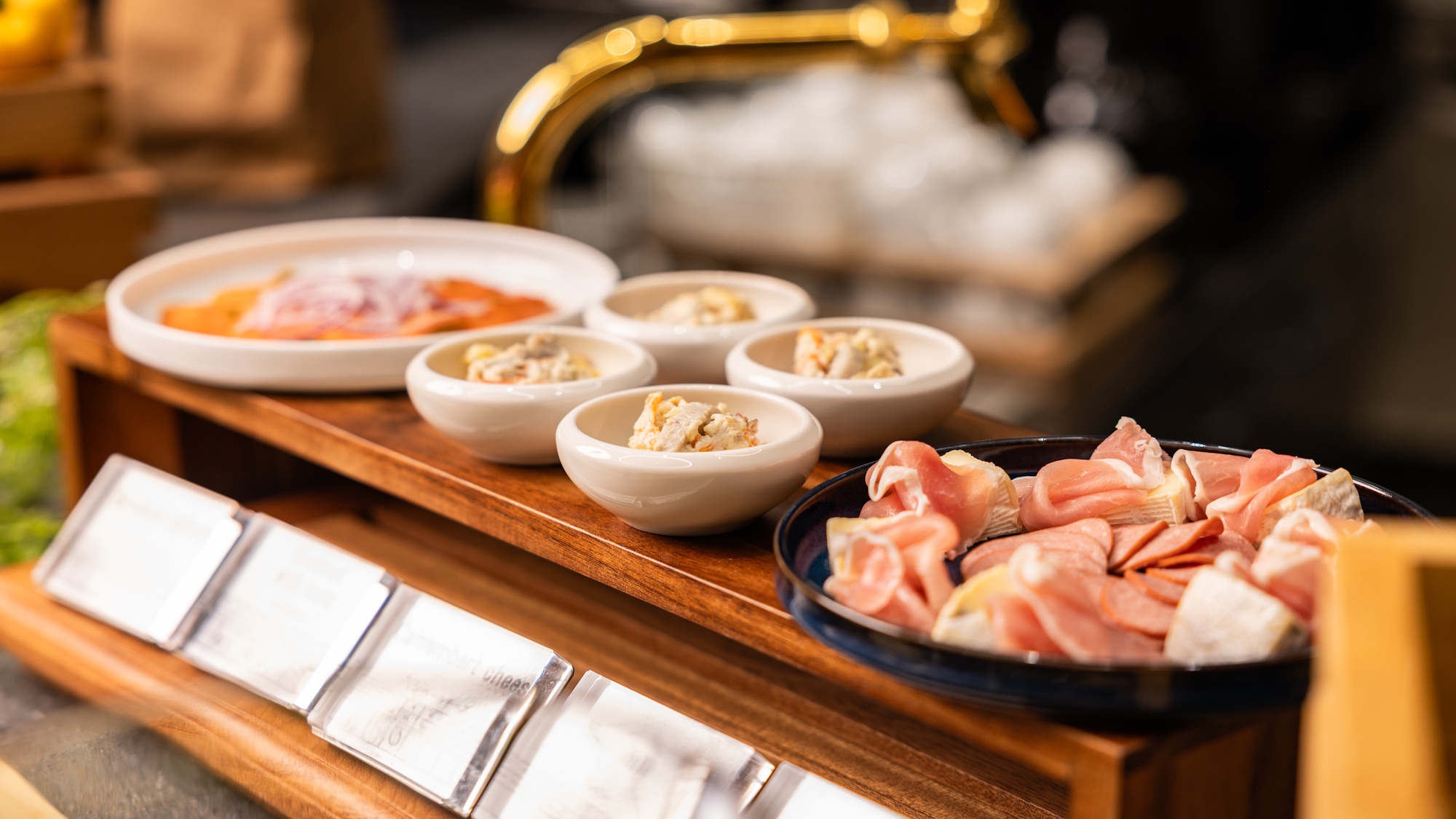 朝食ビュッフェイメージ