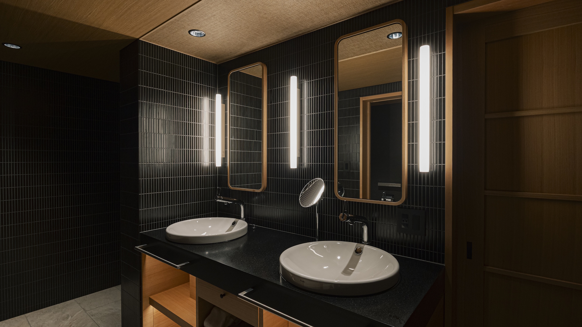 デラックススイート withソファベッド