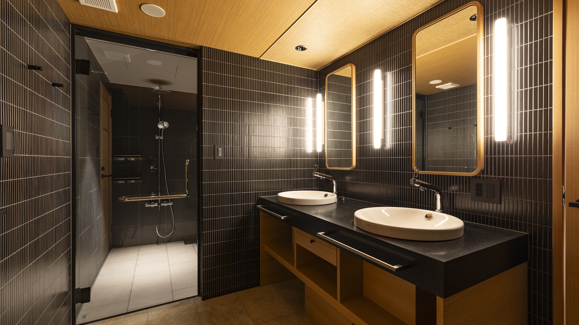 デラックスツイン（ウォッシュルーム）