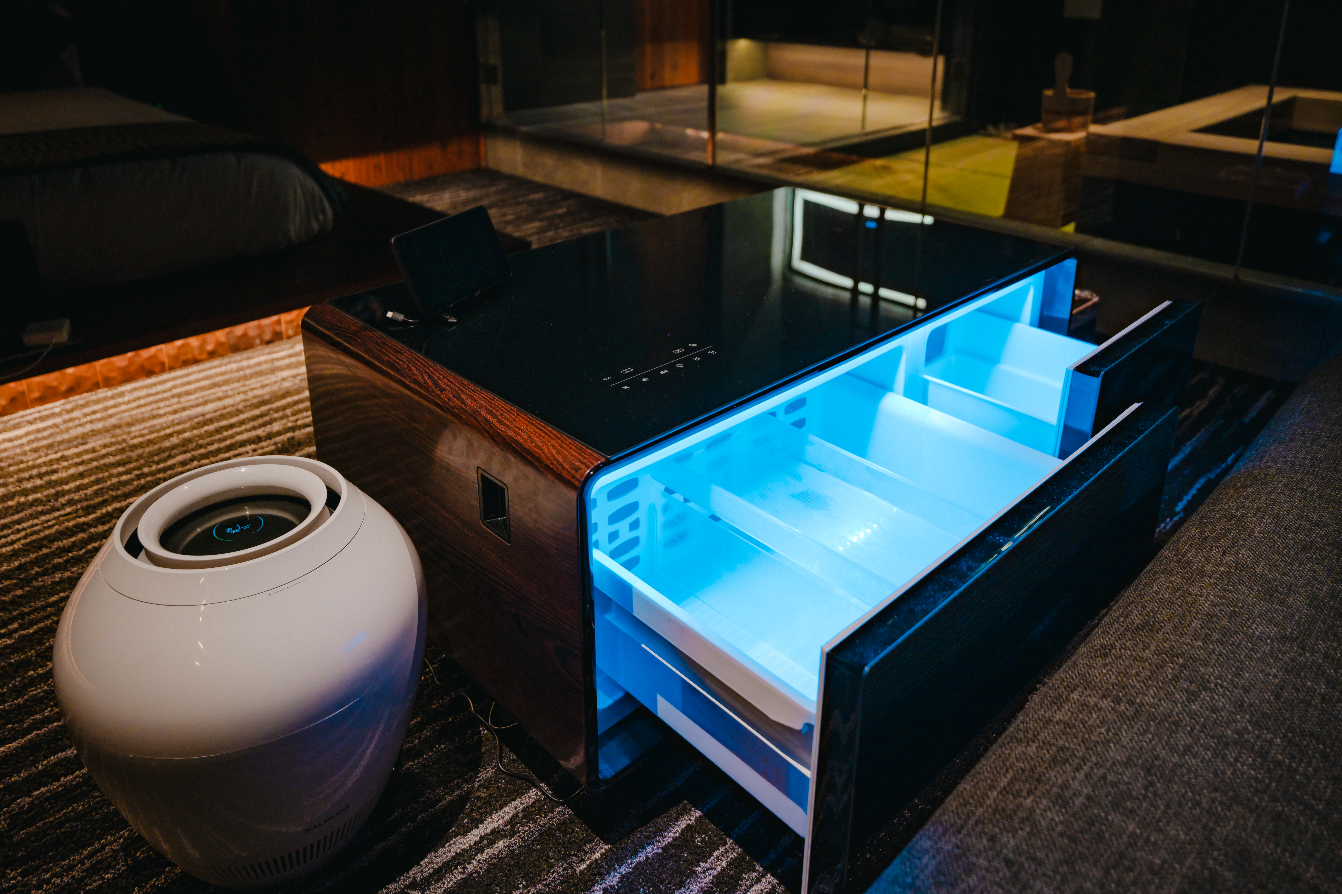 冷蔵庫（LOOZER SMART TABLE）