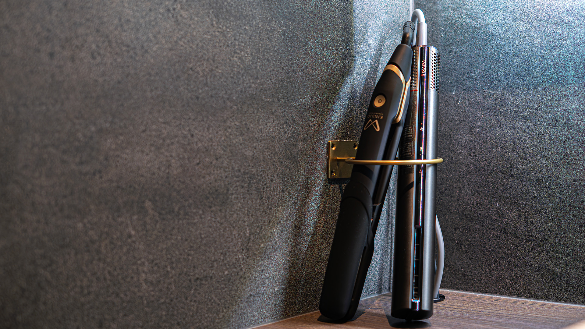 客室設備：ヘアアイロン