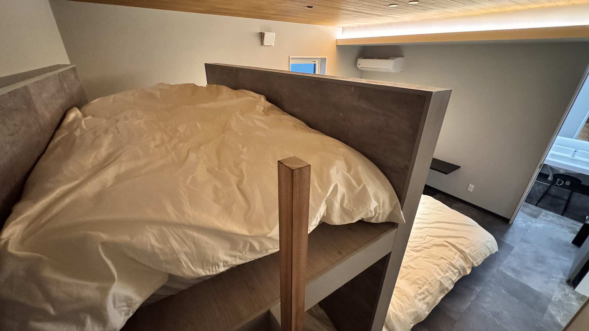 【館内】 シングル　二段ベッド