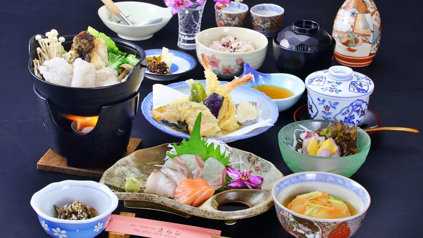 【1泊2食付き・四季会席】普段の定食よりもちょっぴり贅沢に♪欲張りさんはこれで決まり♪