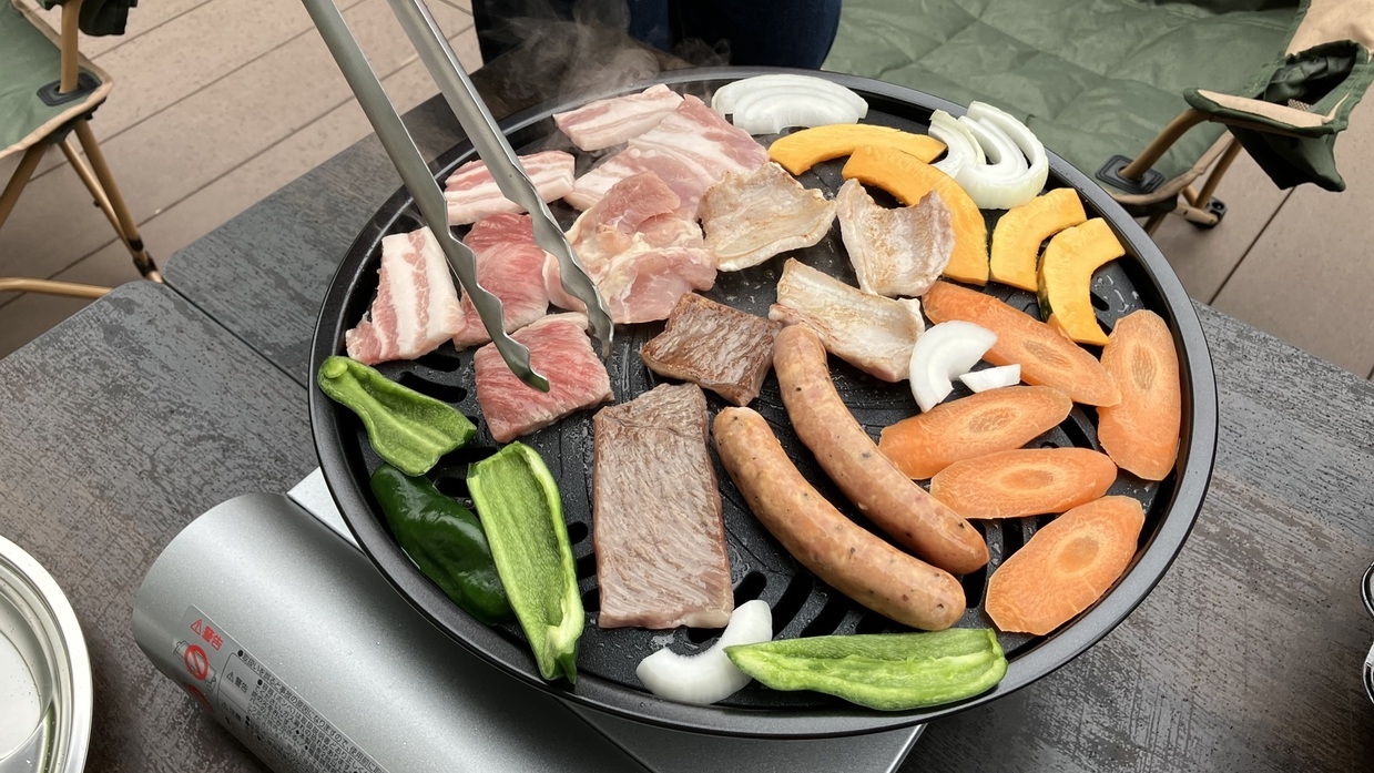 【地元の名店へ立ち寄り】厳選牛と地元野菜を堪能！一棟貸別荘でBBQ満喫プラン
