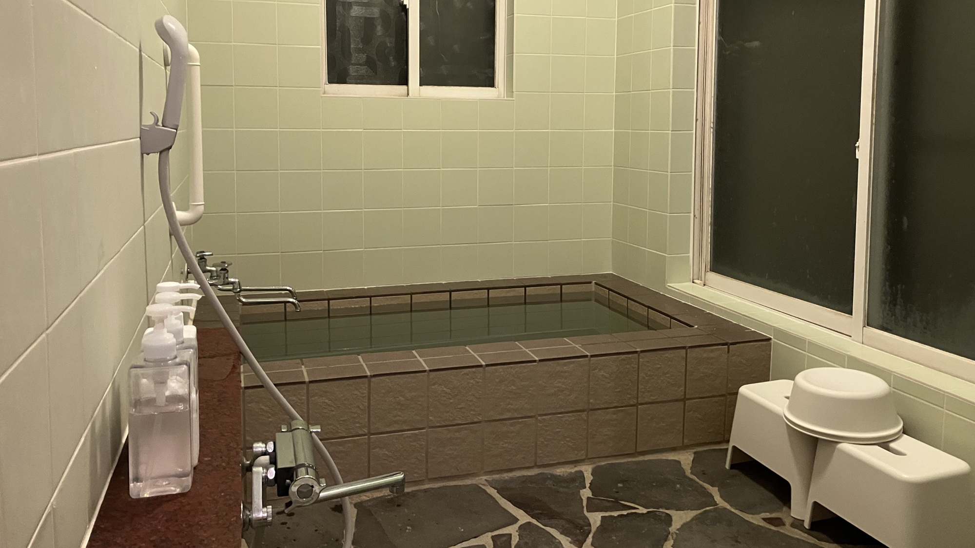 浴室｜24時間お好きな時間にご入浴できます