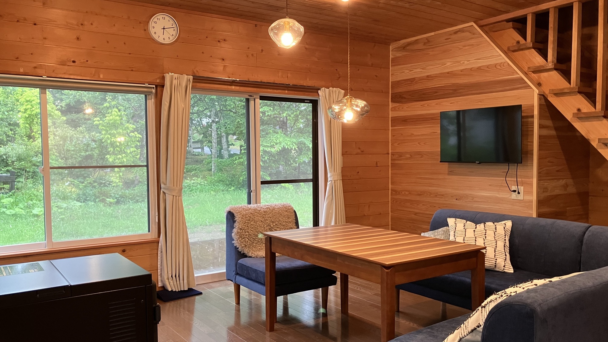 リビング｜VOD・Youtubeも視聴可能