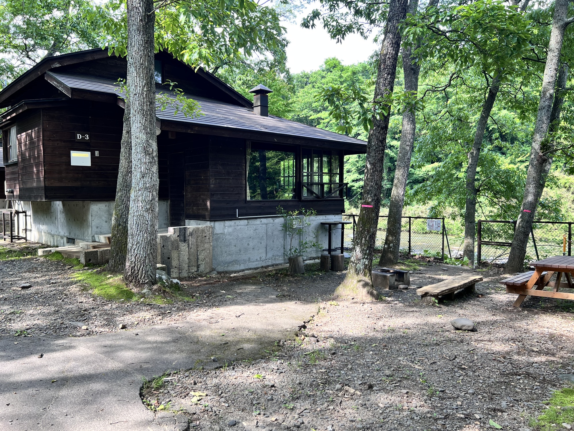 D34ロッジ外観01