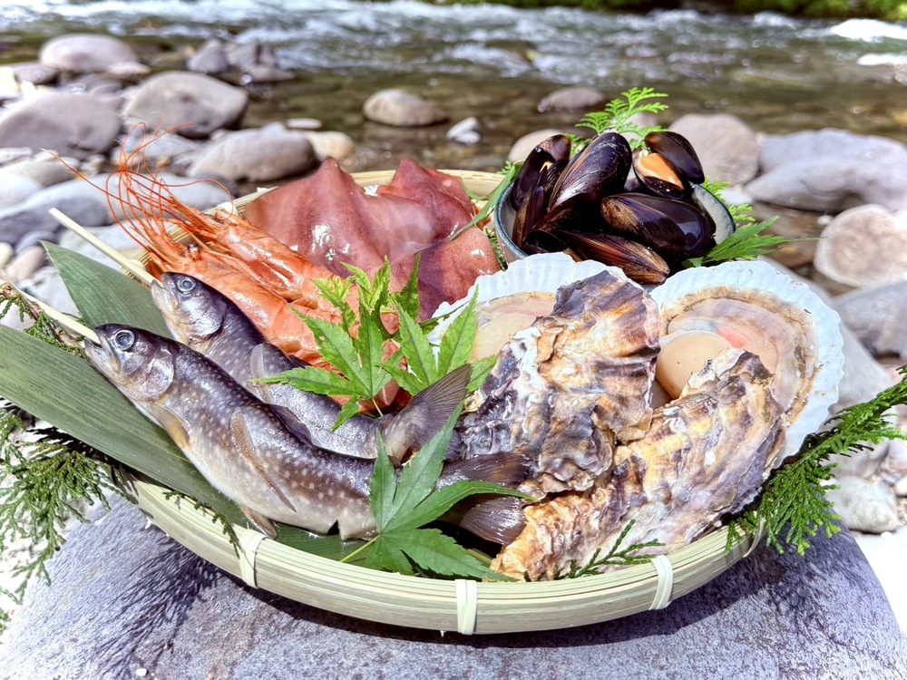 吟醸イワナと海のごちそうBBQセット