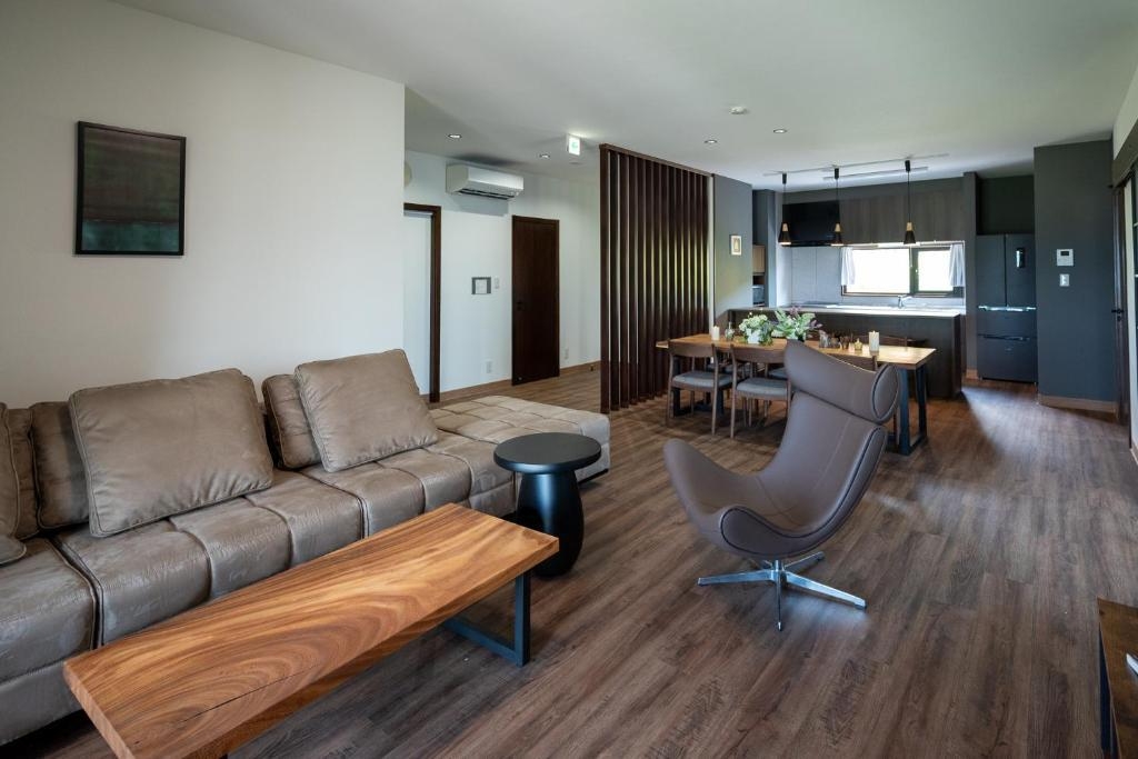 【素泊まり】最大7名　自然に囲まれた贅沢ヴィラ　3LDK