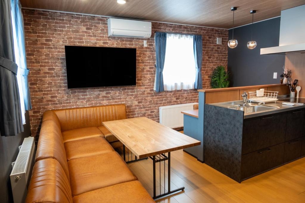 新築！最大9名3LDK！北の峰スキー場まで車で5分/コンビニすぐ　素泊まりプラン