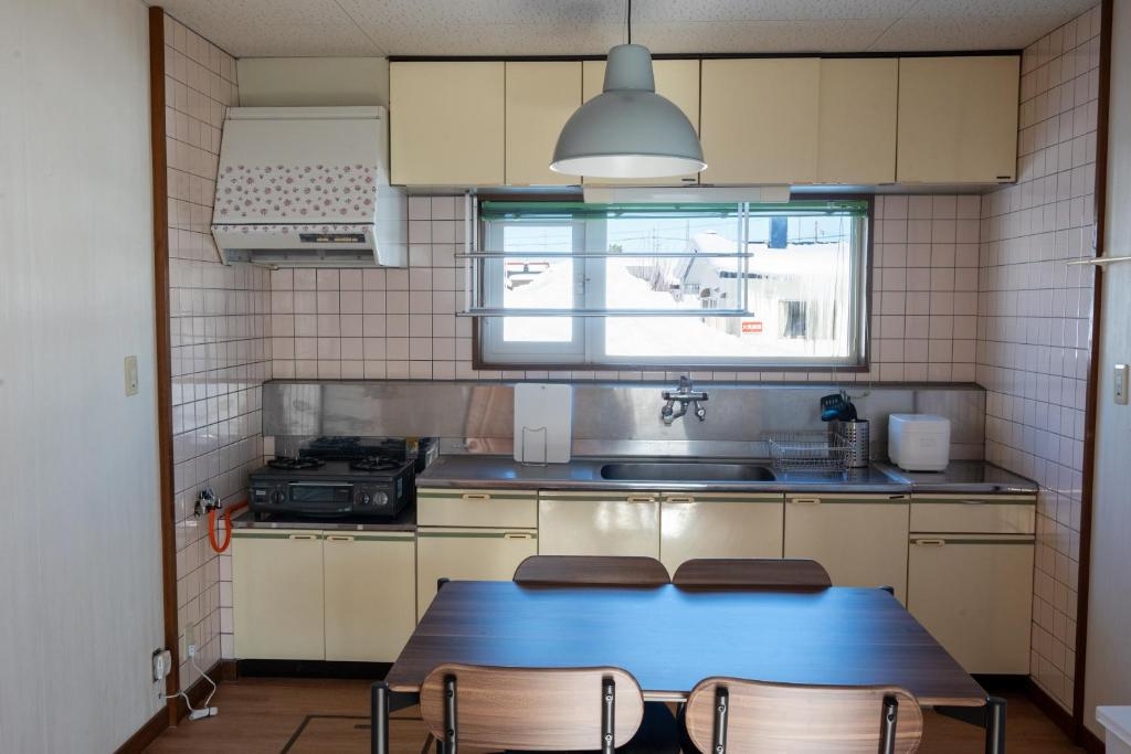 【素泊まり】3LDK貸切一軒家｜8名｜富良野駅まで車18分 FURANO Relax Stay A