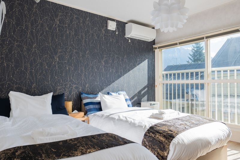 【素泊まり】スキー場まで車で11分＆最大16名宿泊可能！和風・北欧デザインが融合した快適ゲストハウス