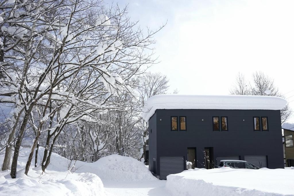 【素泊まり】グラン・ヒラフスキー場まで車6分/羊蹄山を一望/観光に最適！/コンビニ近く/2LDK