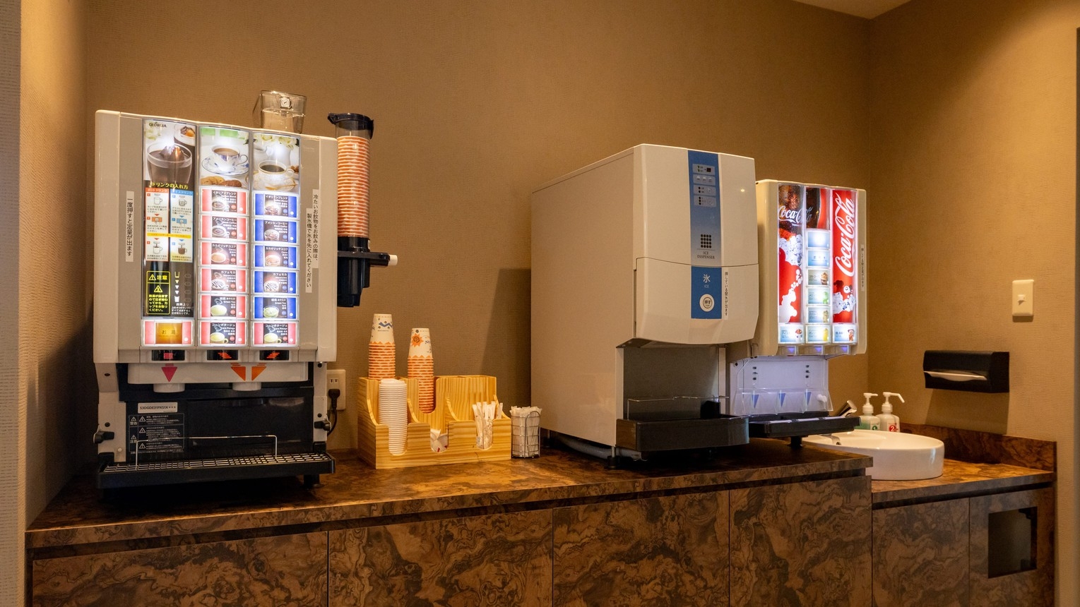 【早期割30】【素泊り】早期予約でよりお得に！観光・出張に便利！シンプルに泊まるだけの食事なしプラン