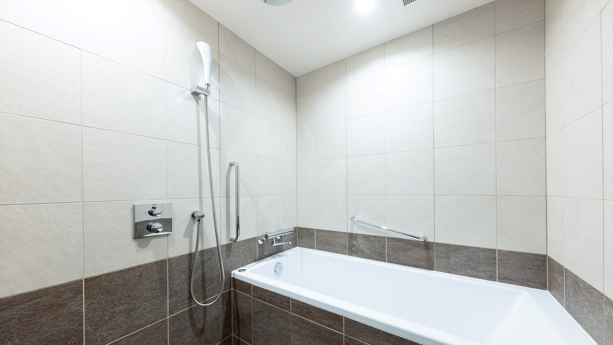 アセンブルスイート