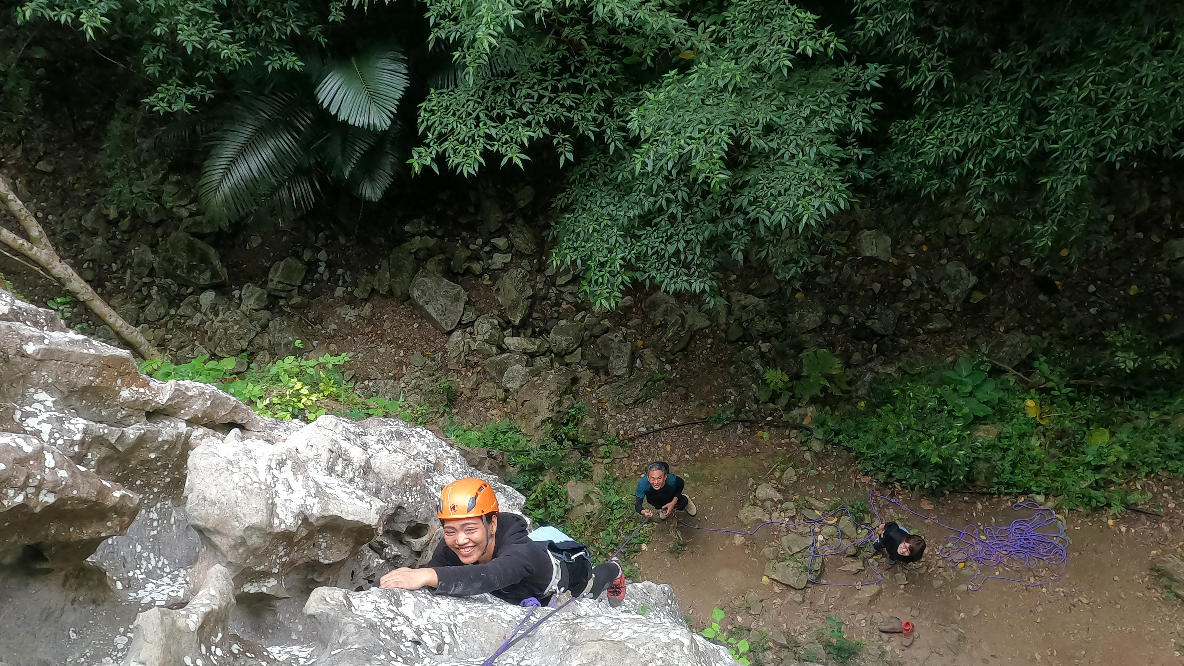 ロッククライミング（アクティビティー付き）