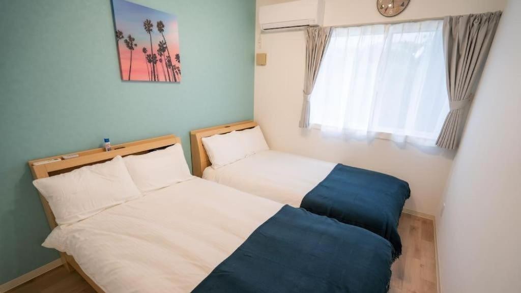 2階には、ツインのお部屋が3ベッドルームあります。ご家族旅行、おじいちゃん、おばあちゃんとご一緒の3世代旅行でもゆったりくつろげます。