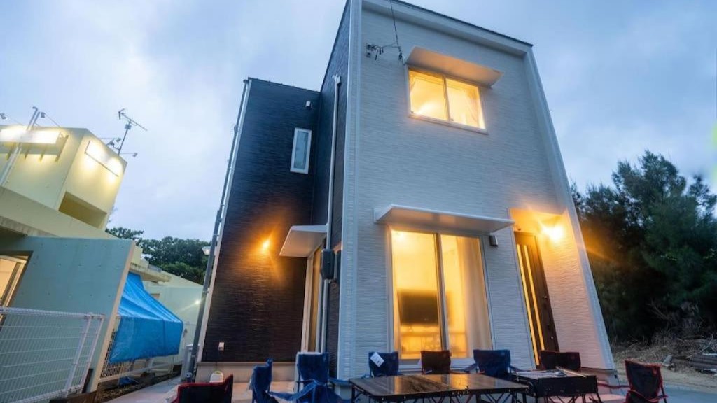 沖縄一棟貸しのお宿！Coral Onnason