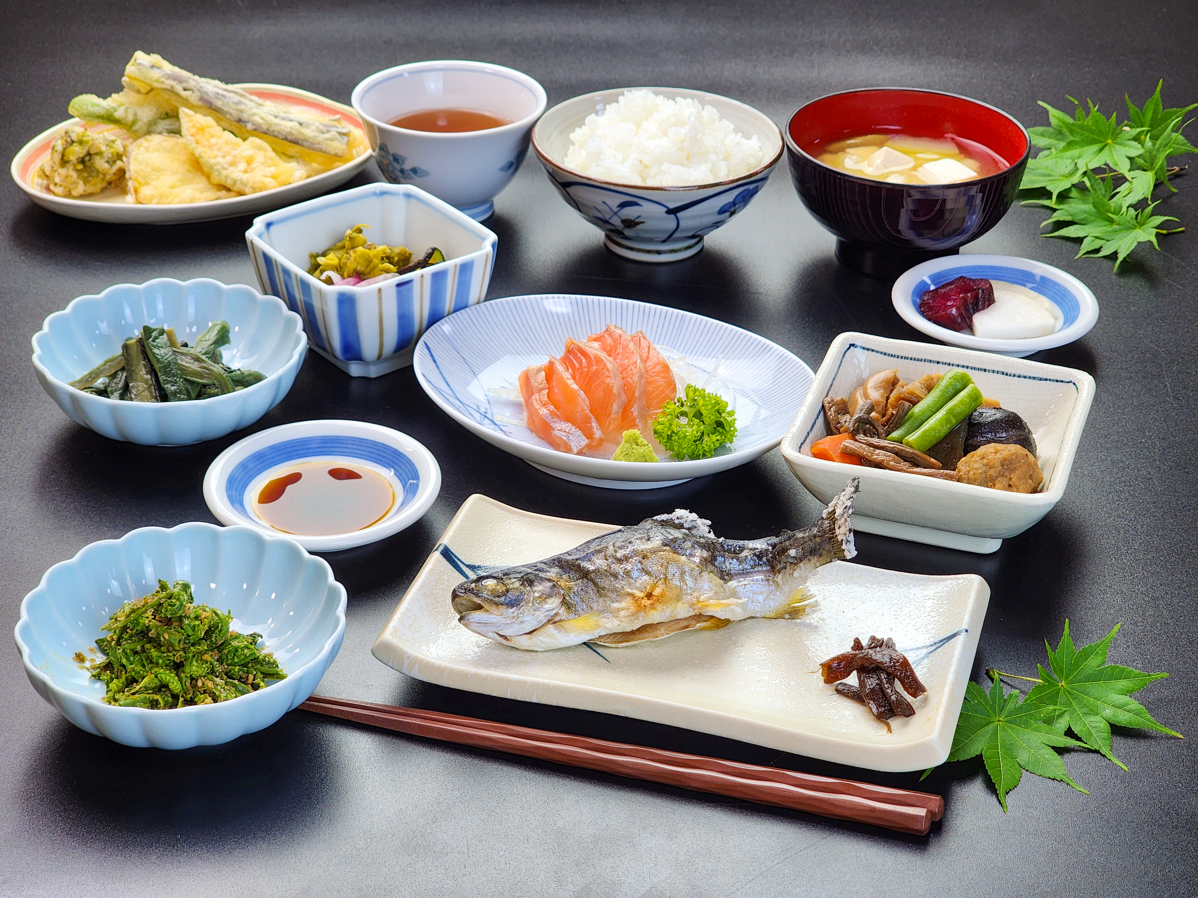 #夕食 当館の食事は全て手作りとなっております。