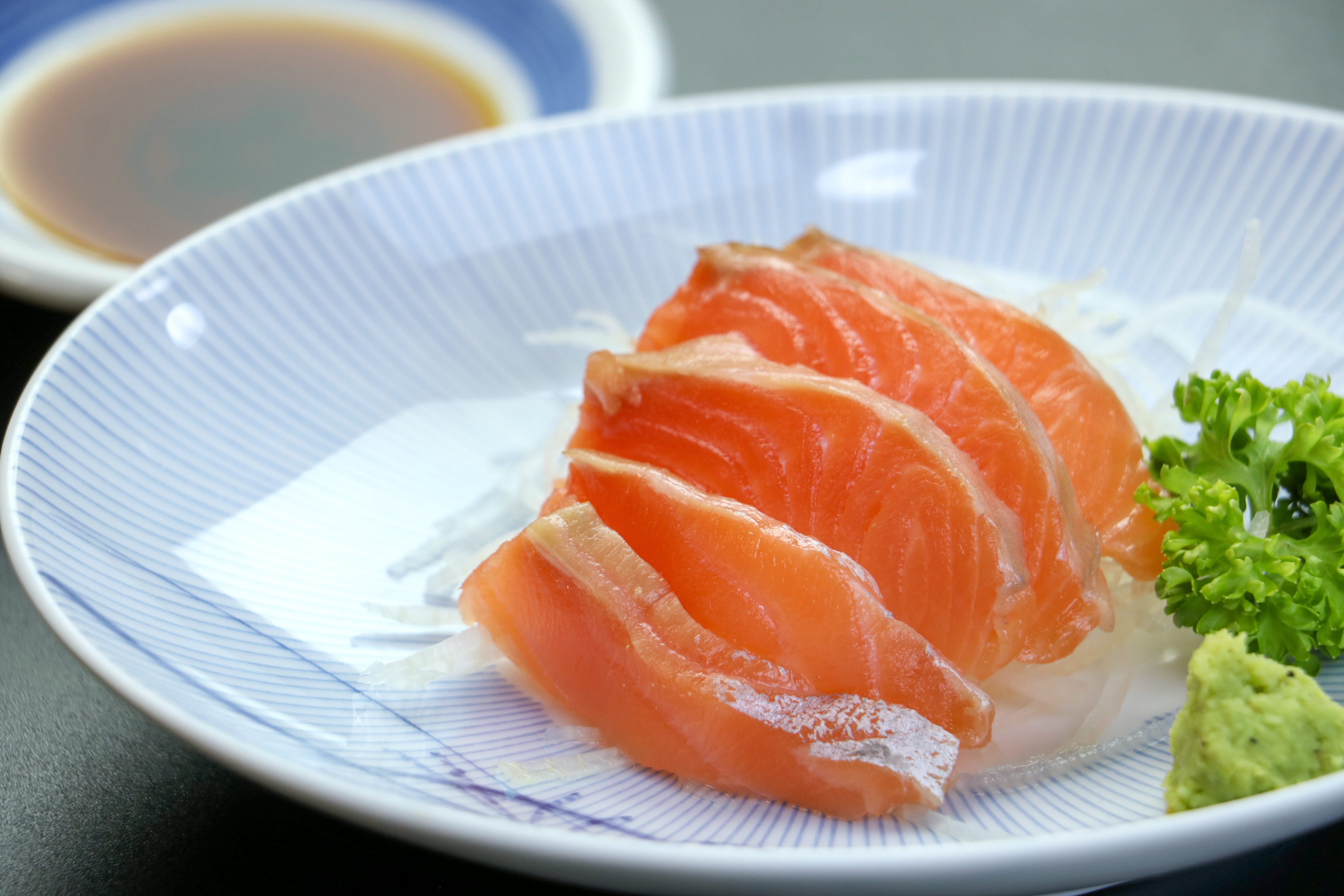 #夕食一例 新鮮なニジマス（レッド）の刺身