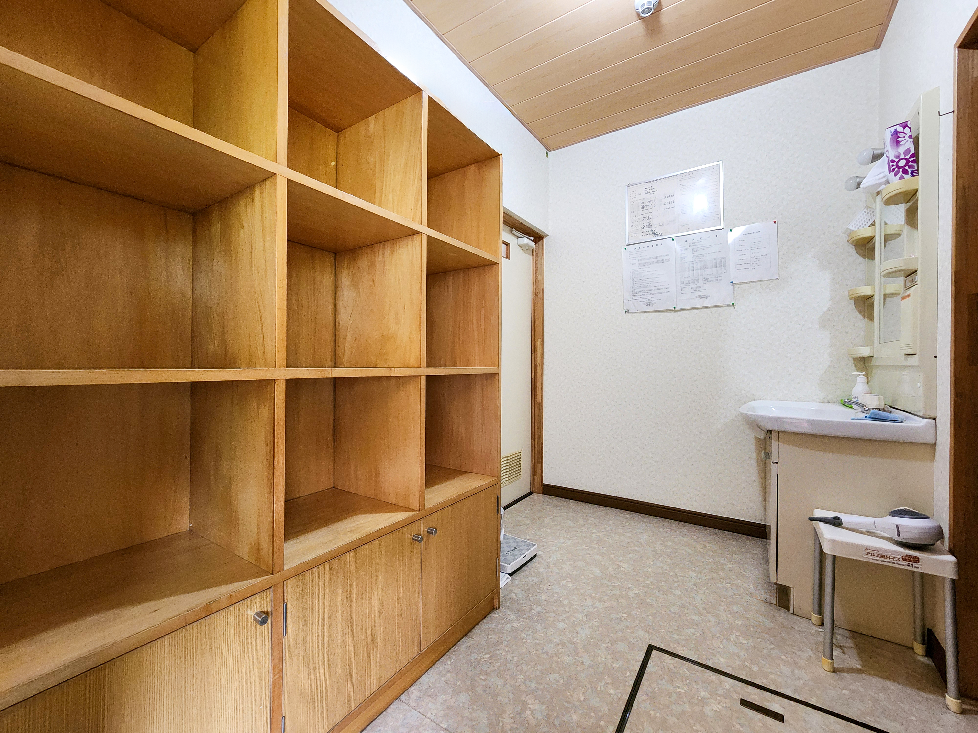 #脱衣所 広々としたゆとりのある脱衣所