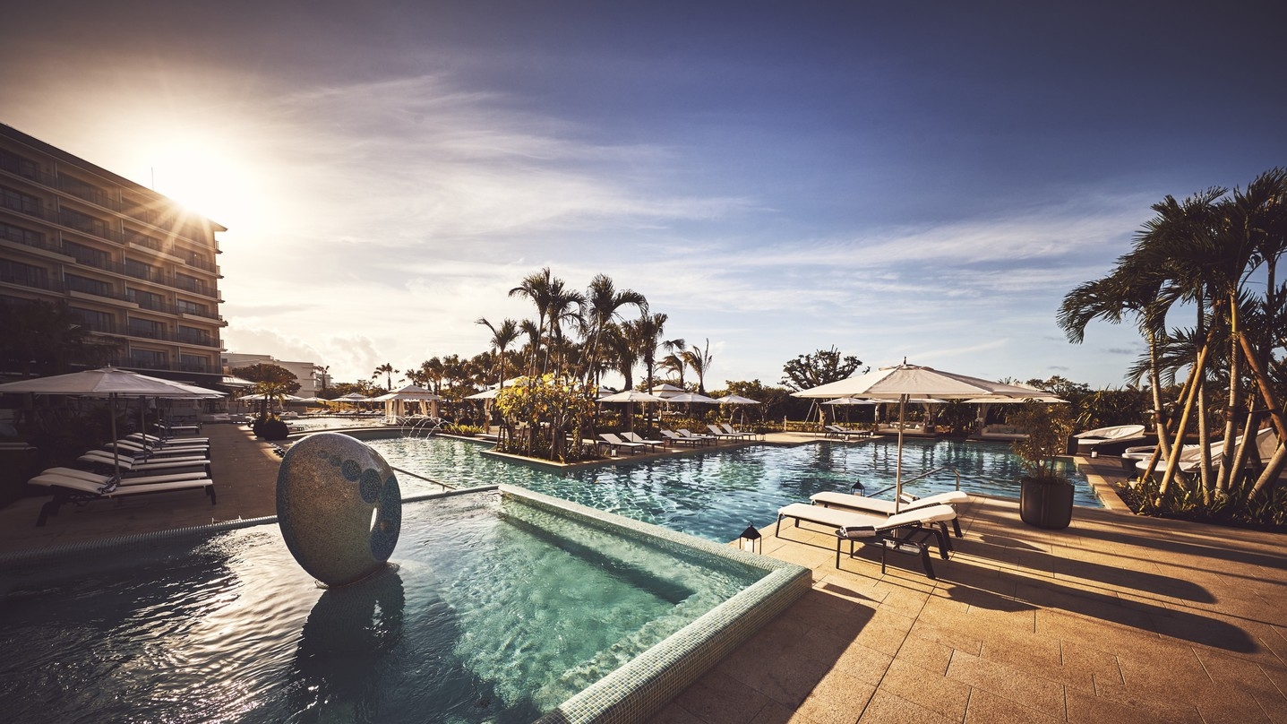 【LUXDAYSベストレート】早春は石垣島で〜上質な癒しの時間をベイウィングで（朝食付）