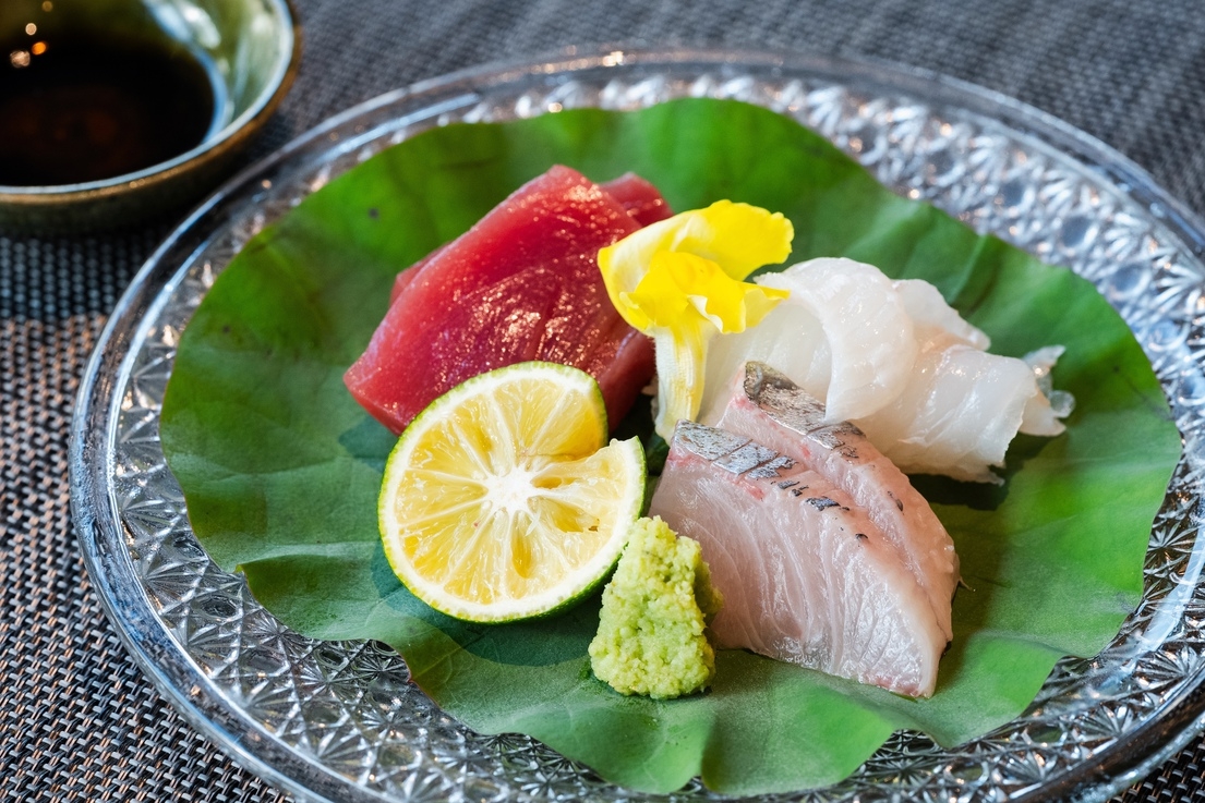 オリーブ牛と瀬戸の特選地魚を楽しむ特選懐石・朝食２食付プラン
