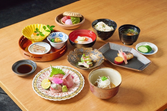 瀬戸内鮮魚を味わうスタンダード会席コース （夕食のみ・朝食なし）プラン