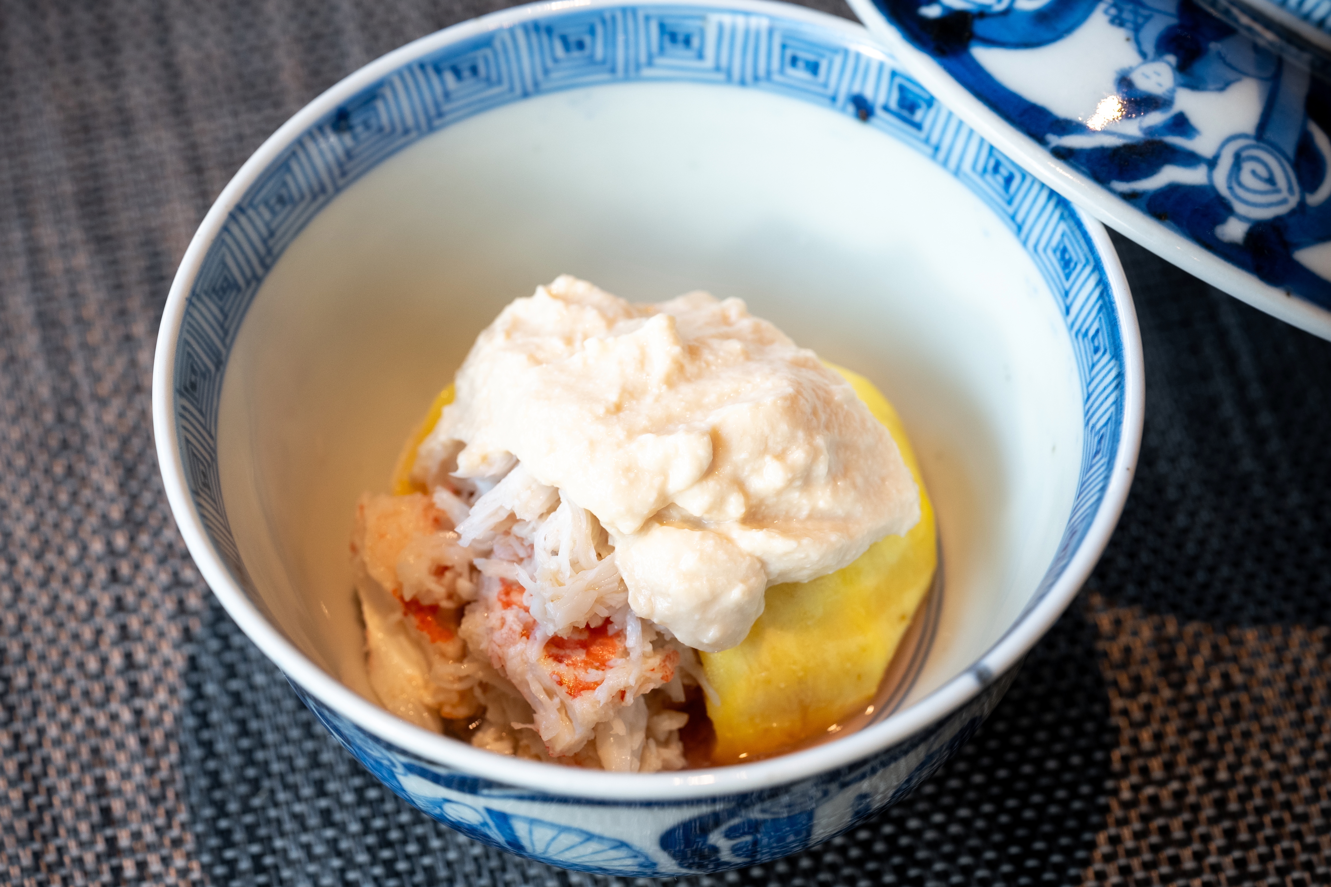 オリーブ牛付瀬戸の特選地魚コース「先付」