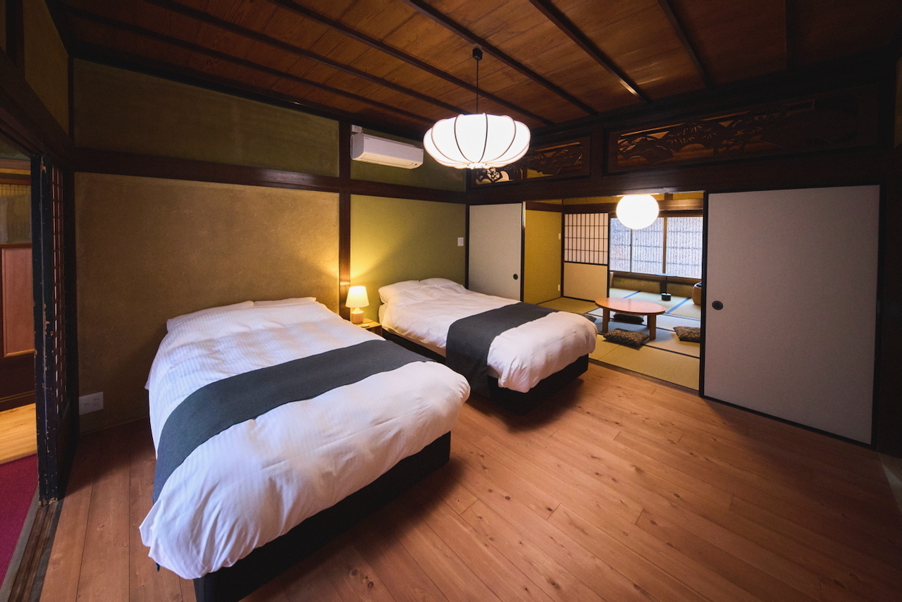 小倉屋（おぐらや）201号室　寝室