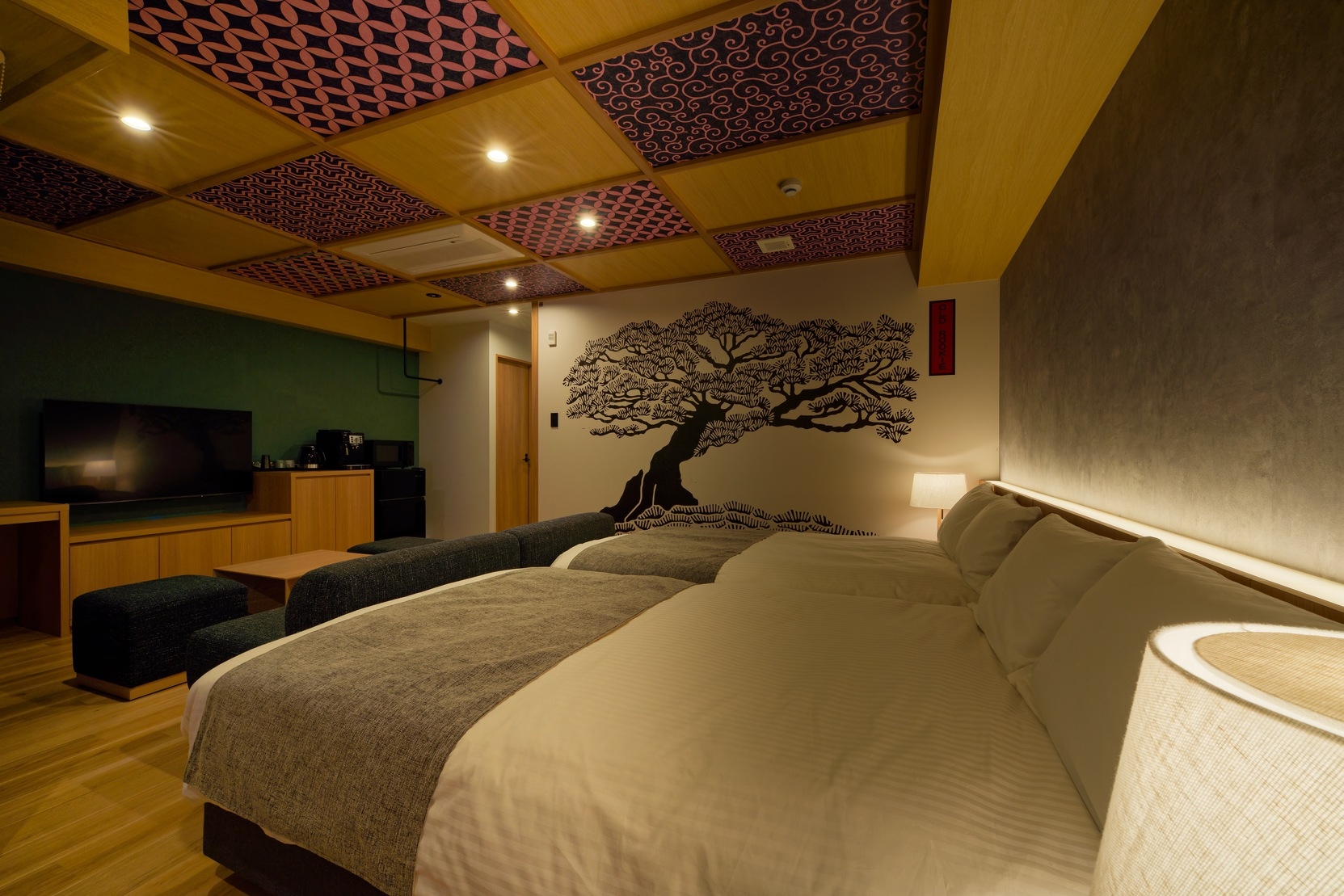 〈ジュニアスイート〉【IN15:00以降 OUT10:00まで】本格サウナ＆チラー・朝食付き