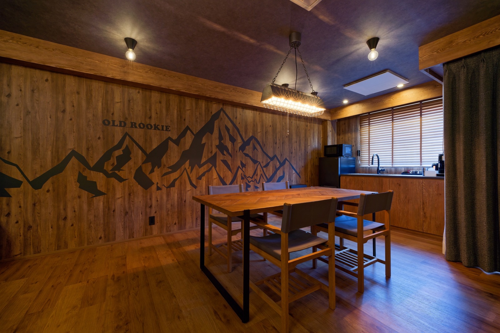 〈スイート〉【IN15:00以降 OUT10:00まで】本格サウナ＆チラー・朝食付き