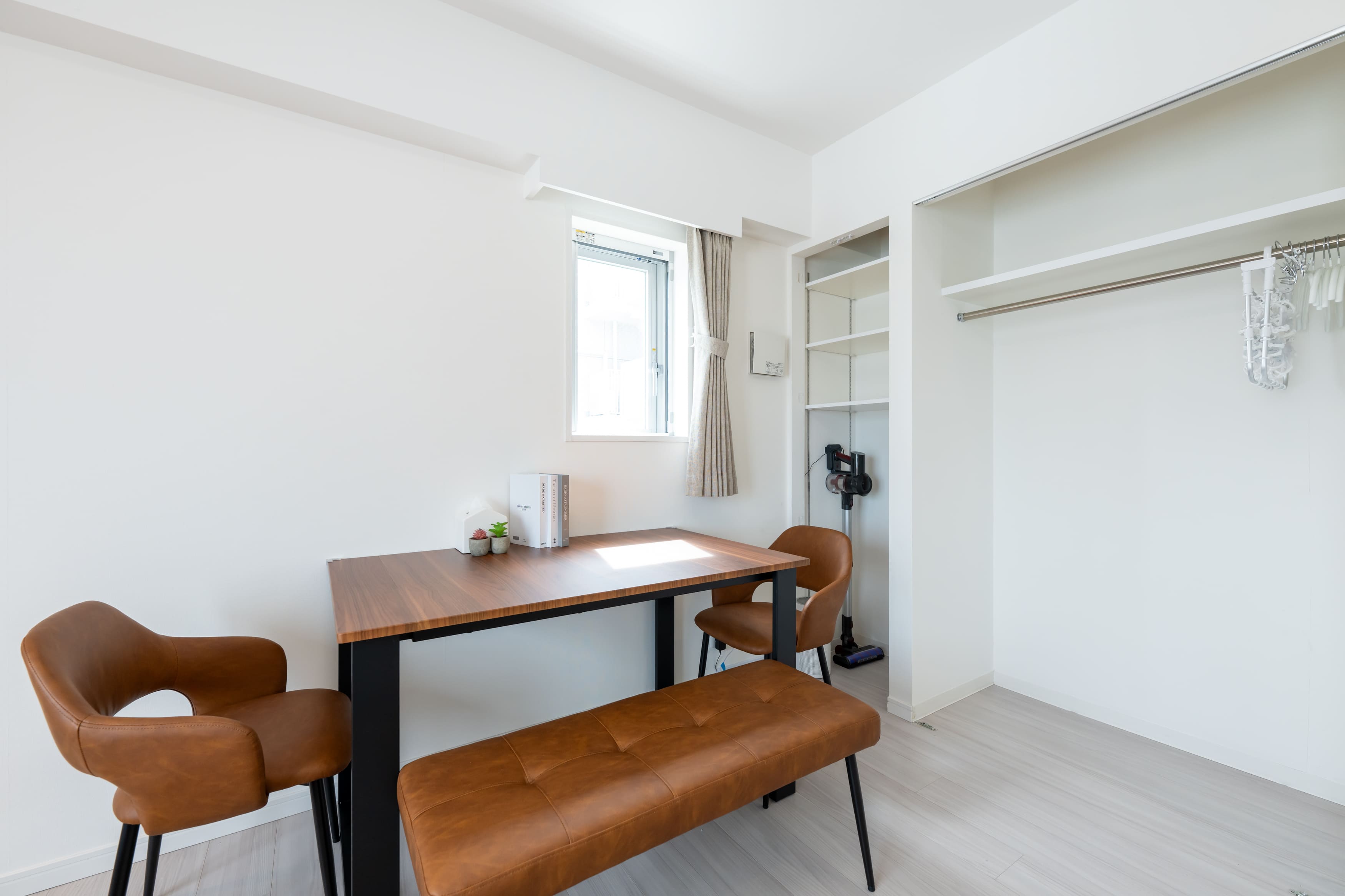 客室ダイニング