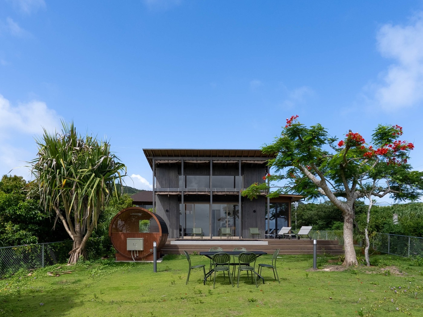 B棟＊一棟貸切/奄美大島/ラグジュアリーヴィラ/プライベートサウナ/8名収容/BBQ/素泊まりプラン