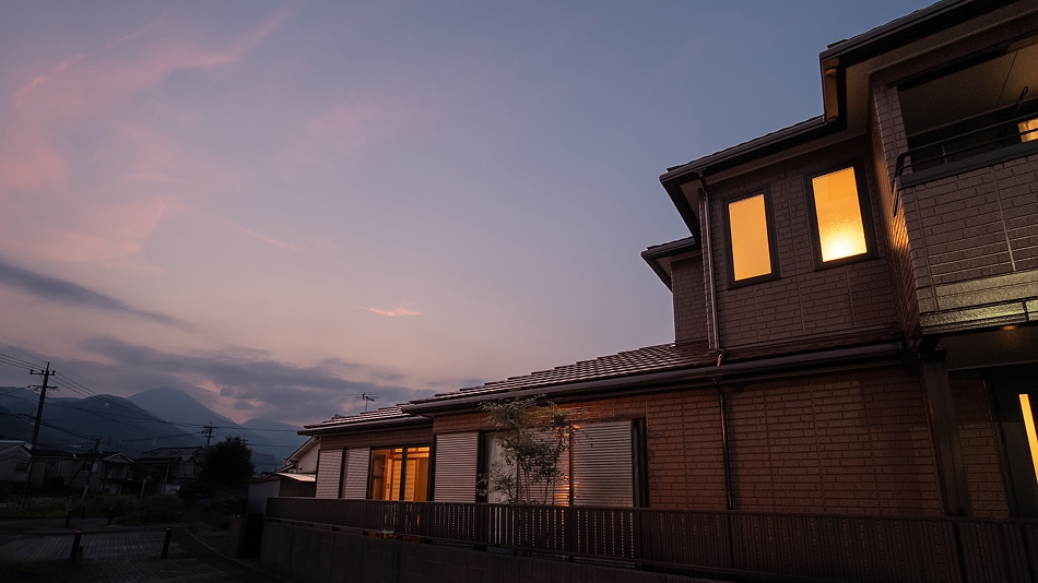 【連泊】連泊プラン / 家具家電充実で暮らすように滞在 / 浜脇エリアの広々一軒屋