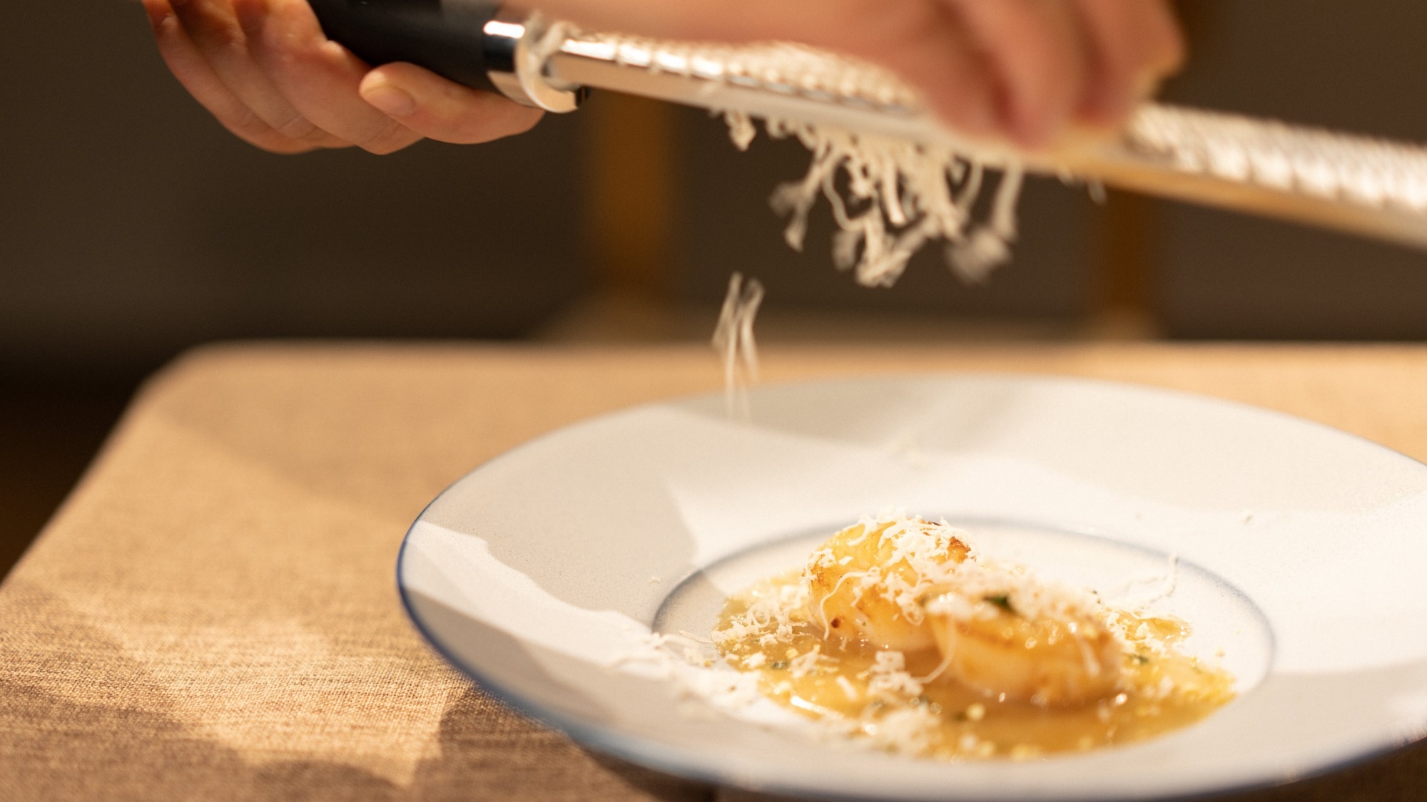 【摩周鹿と地の恵みを味わう】ココでしか味わえない上質フルコースと彩り朝御重／夕朝食付