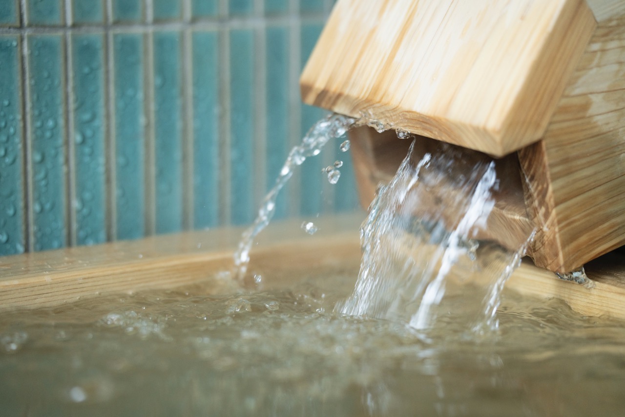 アルチザンスイートルーム　檜風呂